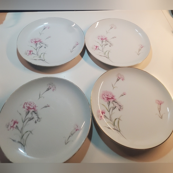 Vintage Fine China Royal Coart Japan , Carnation, dinner plates, set of 4 - Picture 7 of 9